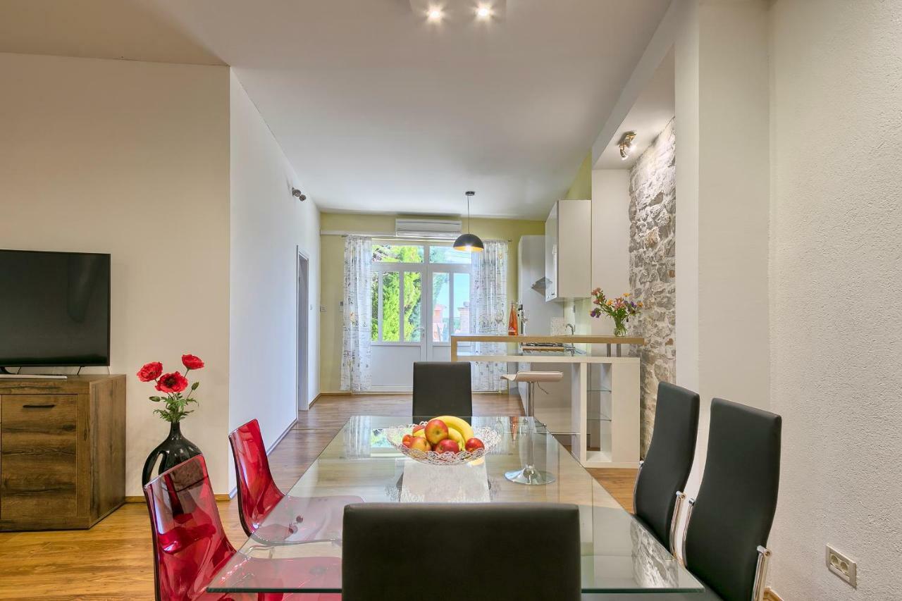 Wellness Apartman Kaiser Pula Exterior foto