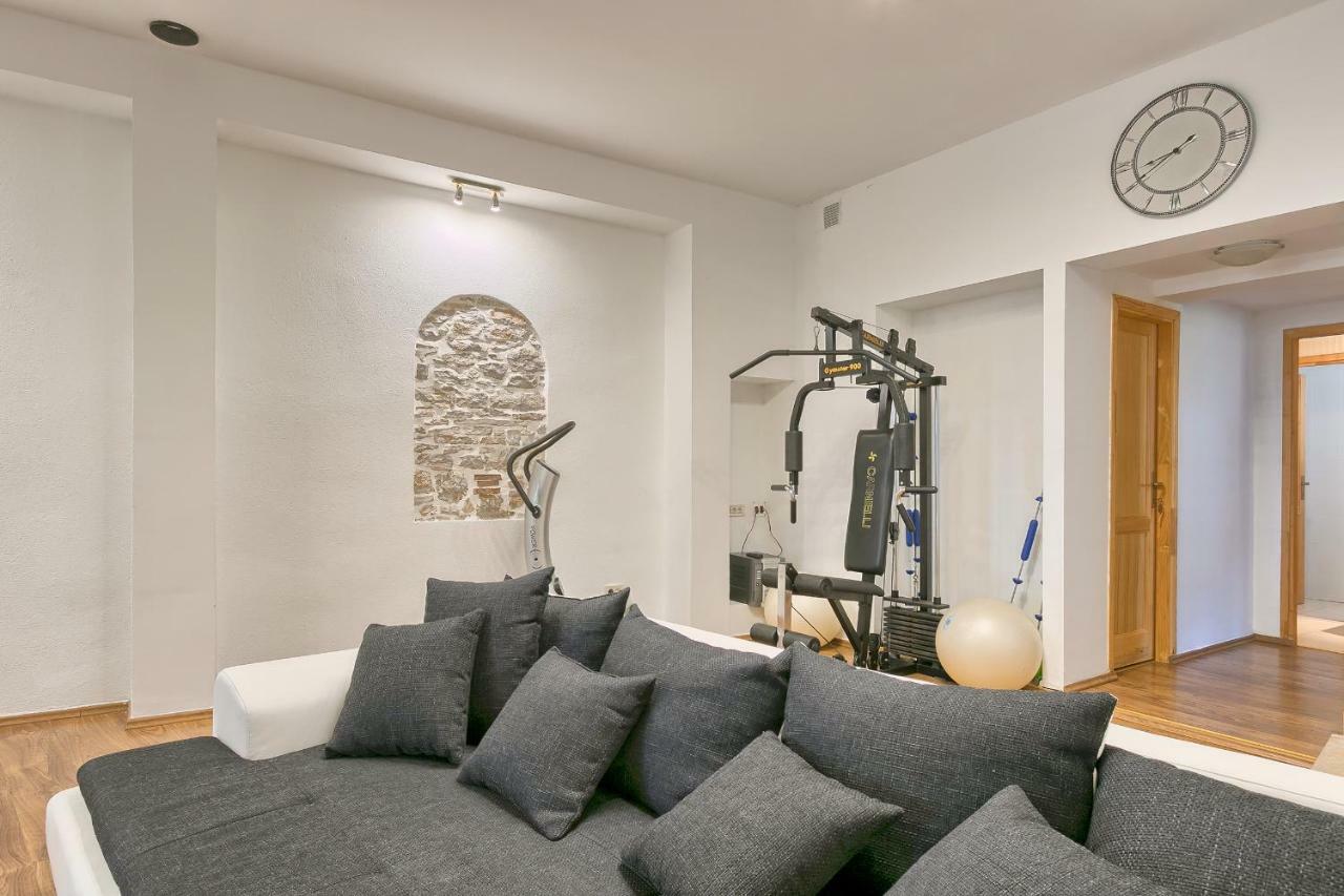Wellness Apartman Kaiser Pula Exterior foto